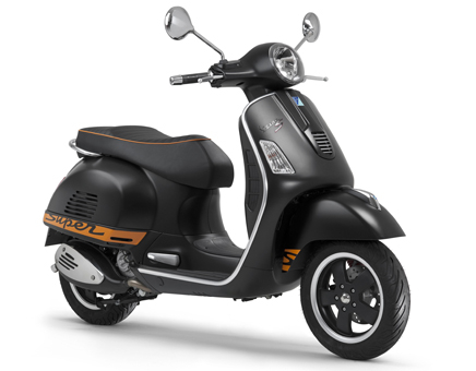 Vespa GTS 300 (super z abs i bez ABS) czarny 85/B