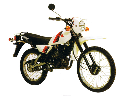 Rysunski widków rozstrzelonych Yamaha DT-50 MX