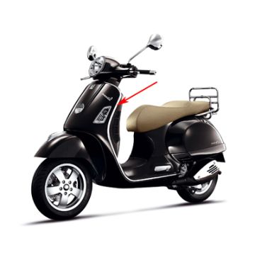 Legshield listwa dekoracyjna Vespa Gt/Gts/Gtv lewo oryginalny