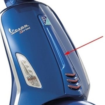 Szyba przednia środkowa Vespa sprint niebieski azzurro 261/a piaggio oryginalny 1b000203000dq