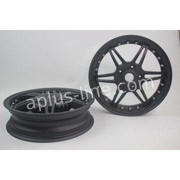 Zestaw obręczy pasujących do Vespa Primavera/Sprint Mat black edition Sport