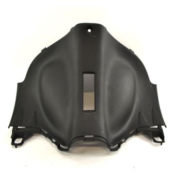 Legshield pod którym płyta ramy to 81141-DGW-9000