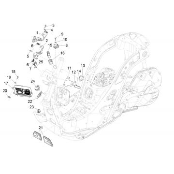 Vespa GTS 125 4-suwowy IE ABS euro4 części elektryczne 2016-2018