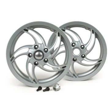 Velgenset inclusief ombouwset Piaggio 3.00-12 inch 10 spaken type Fly geschikt voor Vespa GT,GTL,GTS 125-300,GTV zilver