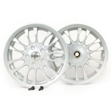 Velgenset Piaggio 3.00-12 inch 10 spaken type Sprint geschikt voor Vespa Sprint 50 (ZAPC53201),Primavera 50 (ZAPC53200) zilver