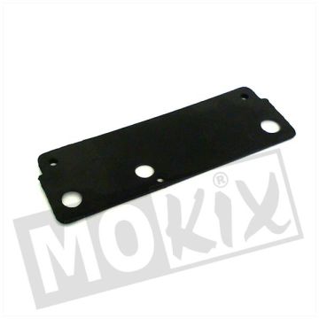 Mocowanie reflektorów do spojlera Rieju