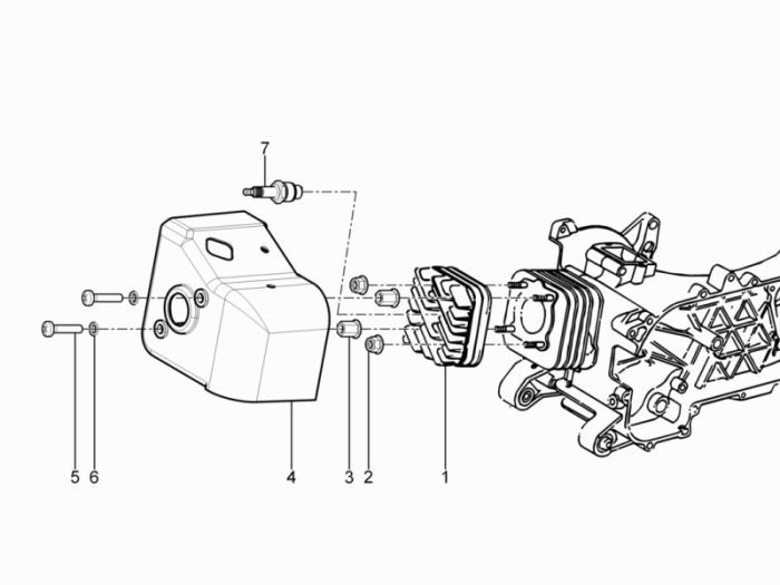Świeca zapłonowa z głowicą cylindrów Vespa Sprint 2-suwowy